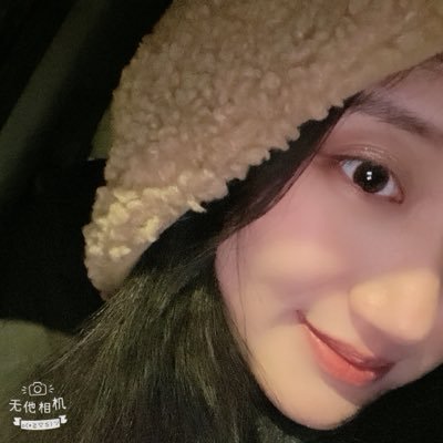 jjjjjzy303's profile picture. 