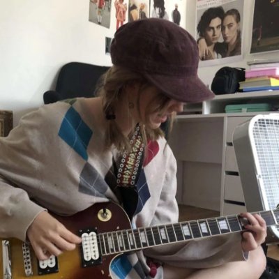 MPowers11373's profile picture. I love to turn ordinary days into poems, and I also love to bump into every interesting soul～✨