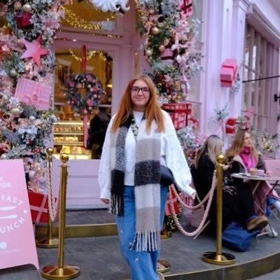 XOnlyFrecklesX's profile picture. Your favourite 6ft redhead 👩🏻‍🦰 very much engaged 💍 mother of 1 tiny human, 4 cats and a dog.