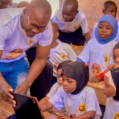 Nuraharuna103's profile picture. Supporting children globally to explore, learn, and thrive with free education from @Giggleacademy 💡