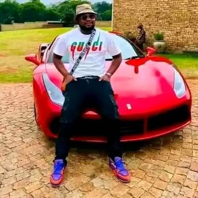 VCalmed's profile picture. Proudly SA!🇿🇦
I spread love and kindness always as my
aim is to change lives by helping people with the best I can: the poor, needy & homeless to be precise