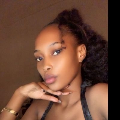 materialgurlv's profile picture. #menbeater 🏅