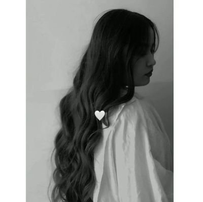 Atefeh_mjhd's profile picture. 