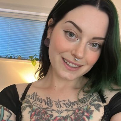 Tinamaryzjau1's profile picture. Im Available for fun