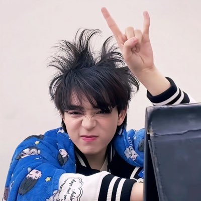 27thudave's profile picture. common no common , that’s @maxky_rp @basjtr ⠀⠀ ⠀⠀ #6CODE ♥️