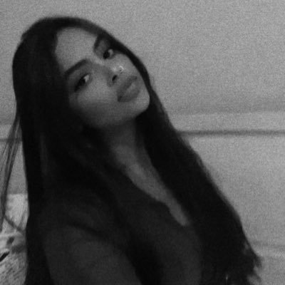 iimoooona's profile picture. check my art on IG.