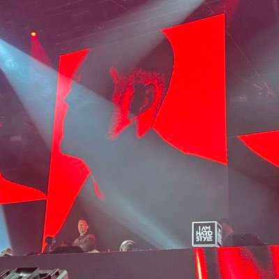 GJpyCODe420XCBX's profile picture. おばちゃんの推しはBrennan Heart🔥アラフィフからのHardstyle‼️ULTRA JAPAN2024 🔰⭐️BrennanHeartをきっかけにHardstyle好きに‼️⭐️Avicii