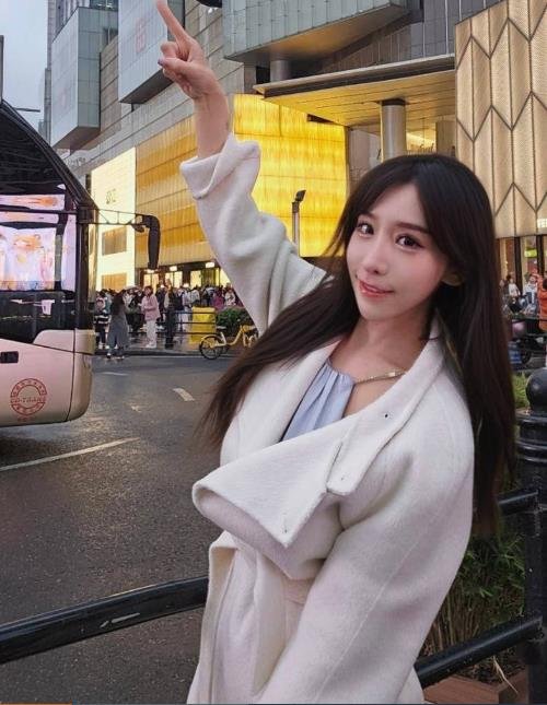 shobhit75327259's profile picture. 企画もの現役AV女優。でもそんなに有名ではありません。Ｘで偏見なしで会ってくれる人を探してます。フォロー待ってるね🐹今流行ってるから使ってます