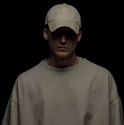 UniqueGeoffrey's profile picture. High energy. Big curiousity. On a mission to decode life. 🪐🪐