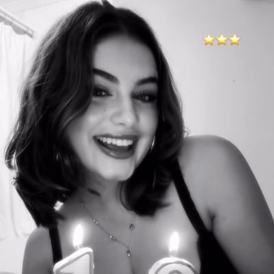 rhyslliard's profile picture. 