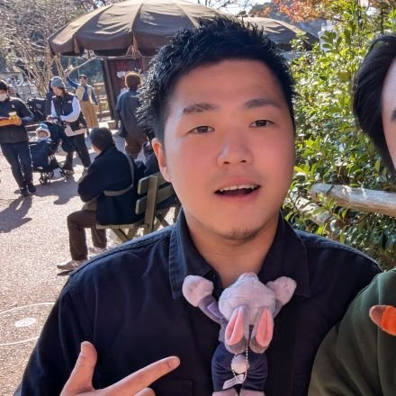 yuwpaus's profile picture. H10.🌸.🐺.🎲.