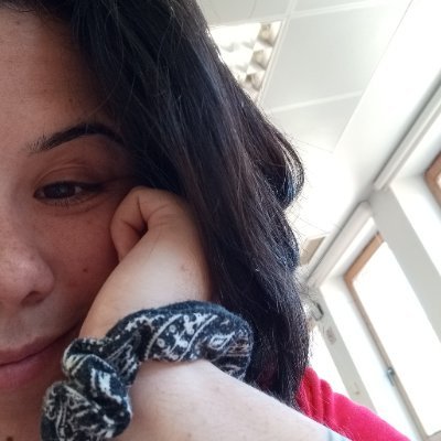 putoJung's profile picture. arquitecta neuronal teórica                   
estudié en salamanca y puf         
requerimientos estéticos estridentes