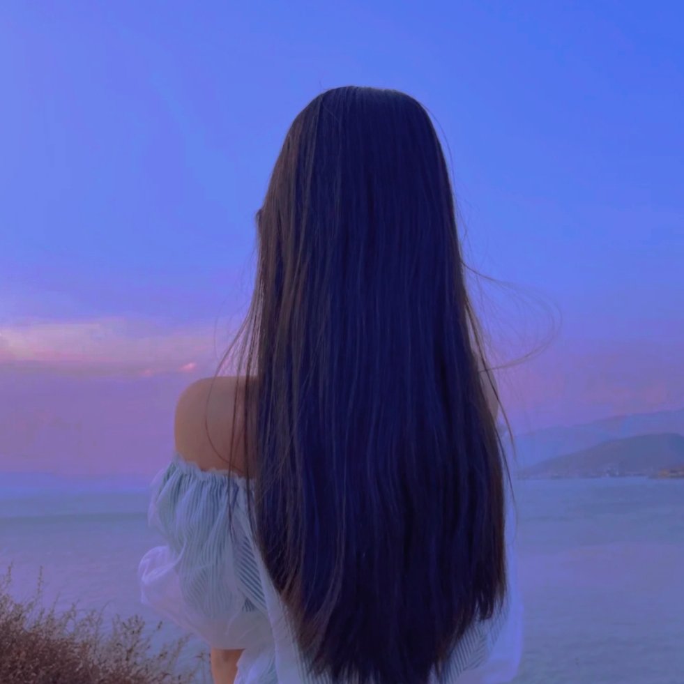 JoannB41697's profile picture. 