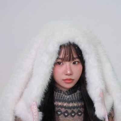 yulliesseu's profile picture. RP•English•2001• 

#유율이 for any updates. 
Me haces muy feliz. Te amo sin control.
te amo mucho mi casa