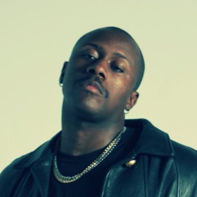 whatrmr's profile picture. 