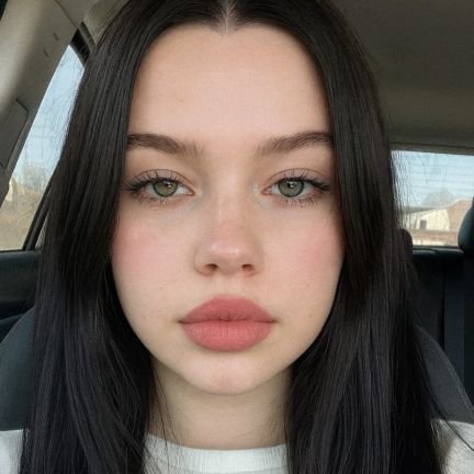 LeahCoffeeBooks's profile picture. I got Milky Way for blood and evolution in my veins.