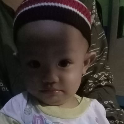 SkyThamil's profile picture. house without windows