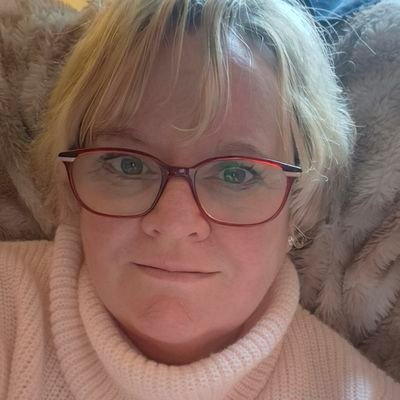 pambee1234's profile picture. love music especially live...cats and dogs
..and living life. Especially love all types of 🎶 xxx