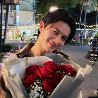 mornor_mileee's profile picture. Because the truth is that stars are there for viewing 💫