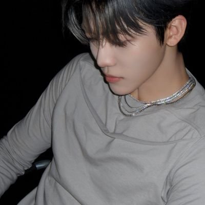 jemiind's profile picture. 𝐔𝐍𝐑𝐄𝐀𝐋  —   나재민, The dreamer who lights up every stage. #GENFAMS prev NJM00GG