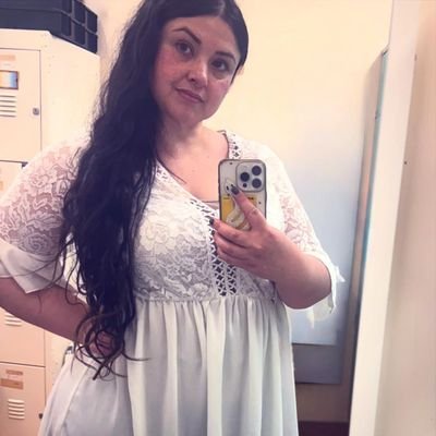 yoursweetdesi's profile picture. 🇮🇳 in abroad
Posts on a lot of different stuffs. 
Follow to know more