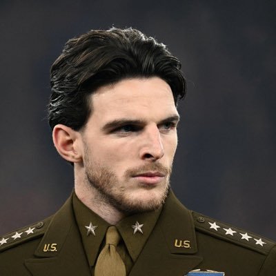 khadii4000's profile picture. pray4dagang @khadiistudios