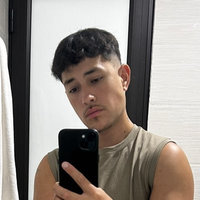 orz_warrio's profile picture. 🎓 • Futur étudiant à XP Business School (2026/2027) 📍 • Mon objectif : contribuer à l’évolution de l’eSport. 💫 • « Orizon renaîtra. »