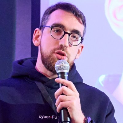 cyntro_py's profile picture. 