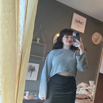 joyc82365's profile picture. 