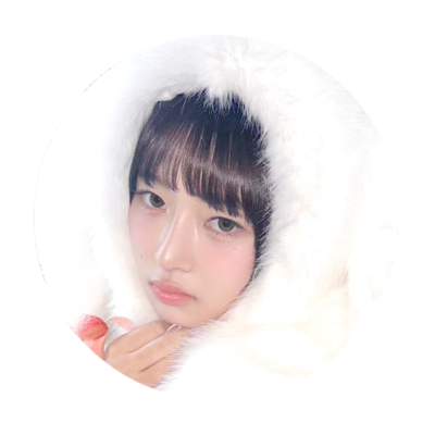 rjinaoi's profile picture. 𝟤͟𝟢͟𝟢͟𝟦.   𝗍𝗁𝖾 𝖼𝗈𝗆𝖾𝗅𝗂𝖾𝗌𝗍 𝖽𝖺𝗆𝖾, ꮪ𝗍𝗋𝖺𝗐𝖻𝖾𝗋𝗋𝗒-𝗋ᥱ𝗂. 🍓🐿️