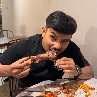 idontknowdevil's profile picture. s'amuser