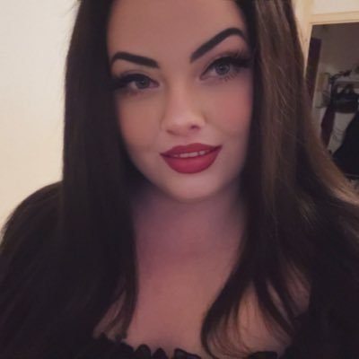 Glamksy's profile picture. 29y 🇫🇷 |Créatrice d’originalité depuis 2018 | Customisation | Street art & eSport - @evagg_fr | Ambassadrice @Fulllife_fr♥ |✉️glamksygk@gmail.com