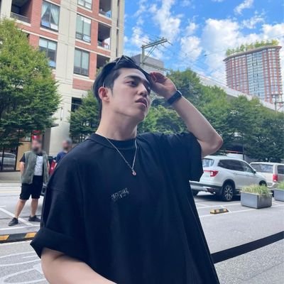 sadturxnus's profile picture. 𝐔𝐍𝐑𝐄𝐀𝐋 '95 —A true 𝙫𝙞𝙨𝙞𝙤𝙣𝙖𝙧𝙮 and an unstoppable force in every 𝙚𝙣𝙙𝙚𝙖𝙫𝙤𝙧 —Seungcheol.  95Z 𝑩𝑳𝑨𝒁𝑻𝑬𝑬𝑵 THECOUPTAIN
