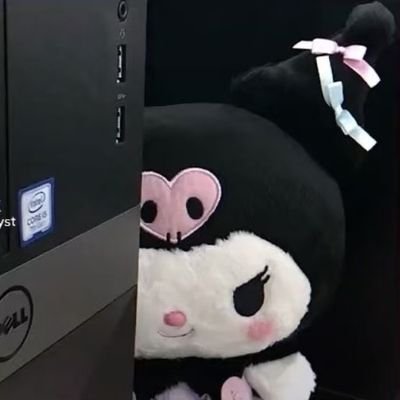 blubeluga1011's profile picture. | meovv 🐈‍⬛