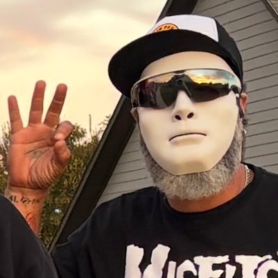 Sleedog77's profile picture. Dad to great men (BR3ZZY)(Dakota)- 👉🏽 God’s favorite Son 👈🏽 - MOTHERFCKING OG 💯🔥 - #Jeep - #TOLO - #cultlife888 - ▕⃝⃤    -  CHRIST IS MY KING