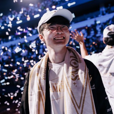 ImJadenx's profile picture. |30| 🇨🇴
T1.
Salven el alma, porque el cuerpo ya se perdió.