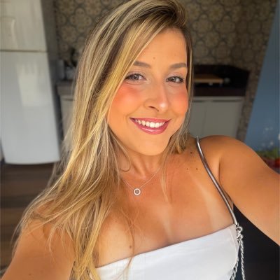 aniinhaasalviio's profile picture. 