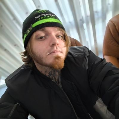 C0dixx's profile picture. Shooters/Hack'n slash.
MangAnime