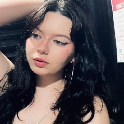 bprestezz's profile picture. 