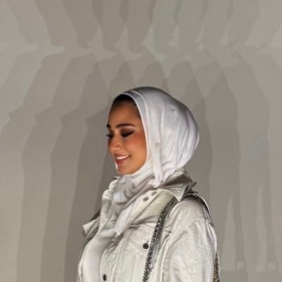 sherifaalawadhi's profile picture. 