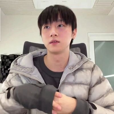 mongo_door's profile picture. 그냥 올리고 싶은 거 올리는 2n살 성인 늦베베입니다:)
올프지만 고양이랑 햄스터를 찌끔 더 아끼는 편..
(2024.07.06~)