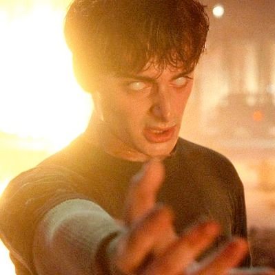 TylerNovelas2's profile picture. Assistindo: #AViúvaJovem | #Deha | #SiyahKalp | #OAmorNãoTemReceita | #AVingança | #Dolunay | #Hercai | #TrêsGraças | #CruelIstambul