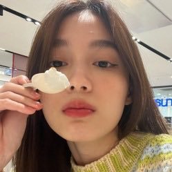 tzuyzinha's profile picture. 