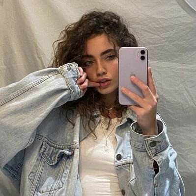 YOONA5301229's profile picture. 