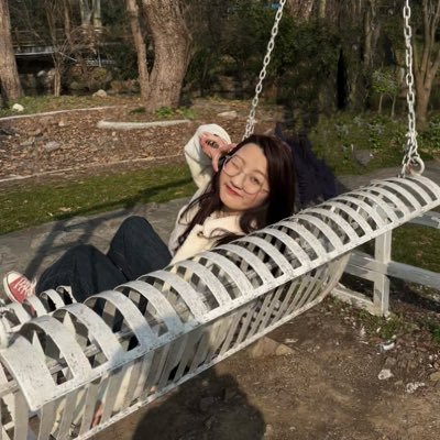 JoyeeZhang11's profile picture. 