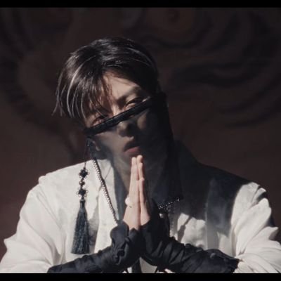 durcyx's profile picture. for hyunjin,han and seungmin utted 🥟🐿🐶🦊*ੈ✩
bias? ot8 skz, bff 🐰! #승민 skz and svt stan ✮ +20