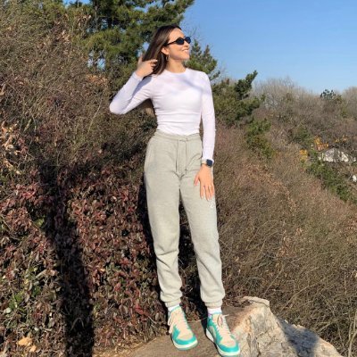 Lucia520kh's profile picture. 🇺🇸 #MAGA 🙌 Dog lover 🐾 Traveler ✈️ #Connect 🇺🇸✝️ Cross-cultural dental expert | Digital implant pioneer | Clinic entrepreneur | Biological science degree