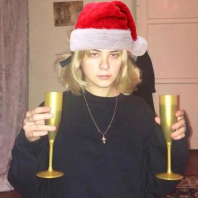 TOTALCESSDEATH's profile picture. DM me death threats