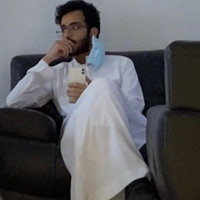 3ztui's profile picture. أديب