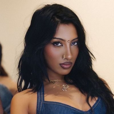 studydirnara's profile picture. ⚖︎ acadêmica em direito 3/10, livros, etc˖ ࣪⊹
#collegetwt #booktwt